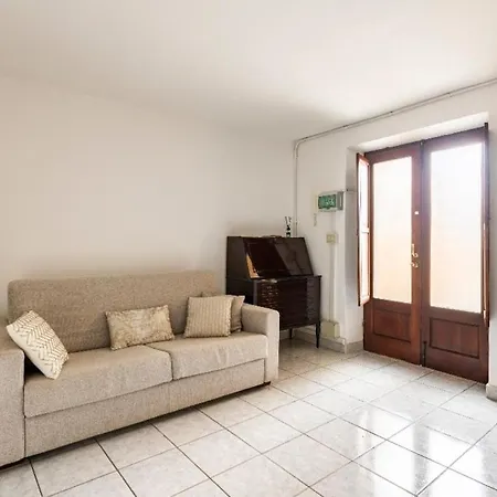Fronte Mare Con Giardino Apartment