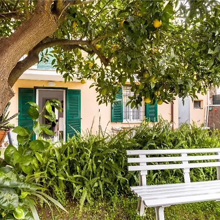 Fronte Mare Con Giardino * Pietra Ligure
